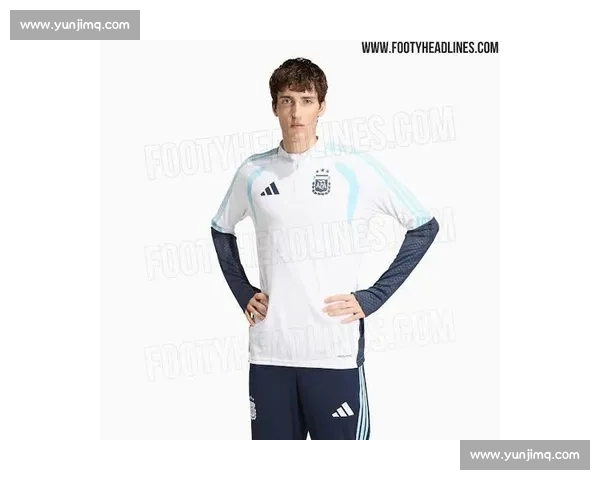阿根廷 2026 训练服发布：渐变蓝白映三星，梅西领衔亮相